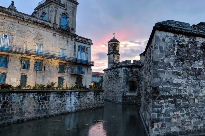 2024 Cuba Walking Tour Of Old Havana   Caption 