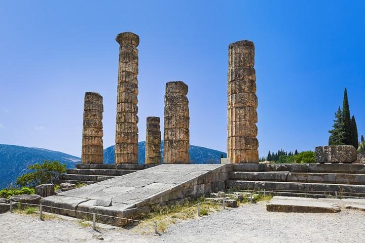 map athens to delphi greece        
        <figure class=