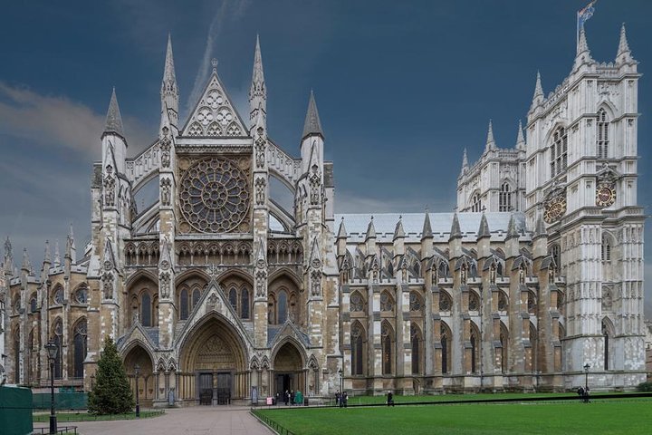 2023 British Royalty Westminster Abbey Tour   Caption 