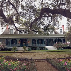 Sweet Southern Days: Mississippi River Road: The Myrtles and Rosedown  Plantation