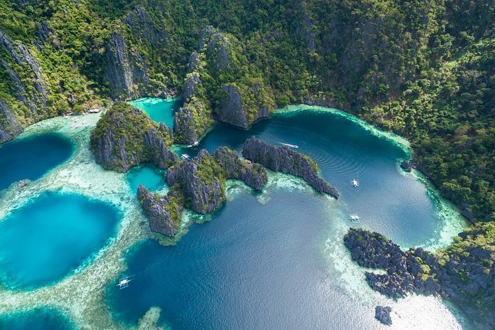 2023 Private Coron Super Ultimate Tour With Lunch & Snorkel Gear