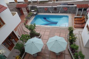 Piscina y playa