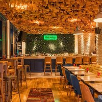 The Box Cocktail Bar