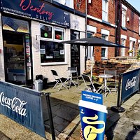 Our relaxed outdoor patio area. Perfect to enjoy a snack in the sun.