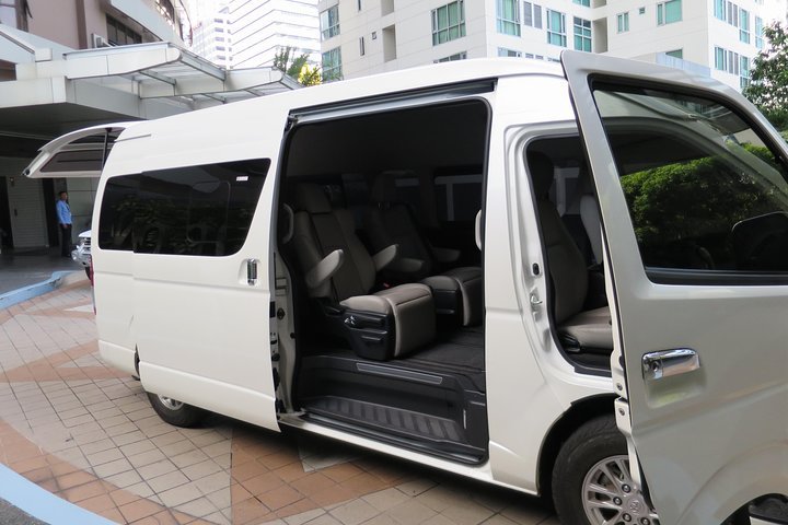 2024 Manila Manila Private Car Rental With Driver   Caption 