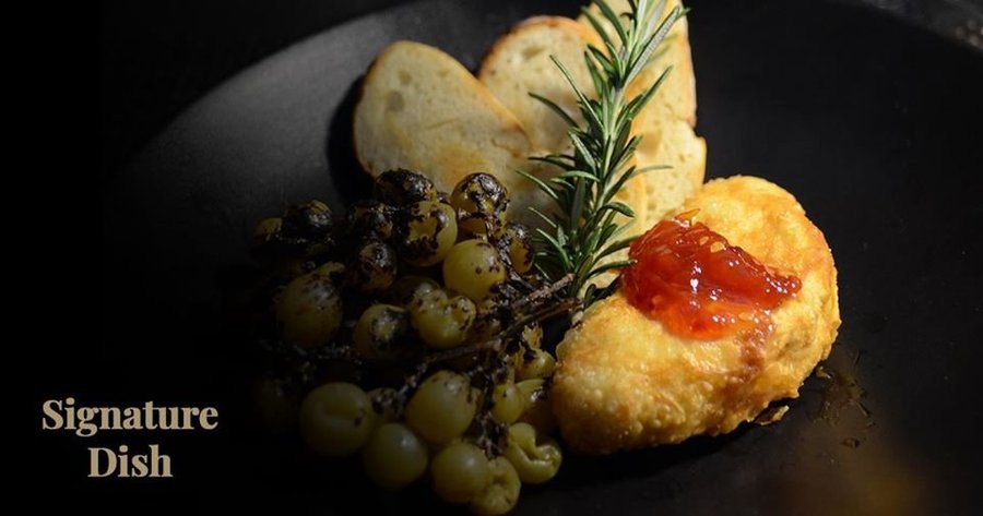 BluVines Restaurant - Deep Fried Camembert