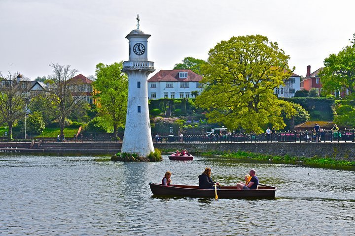 2023 Explore Cardiff S Stunning Roath Park   Caption 