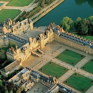 Fontainebleau palace gardens - Fontainebleau Tourisme