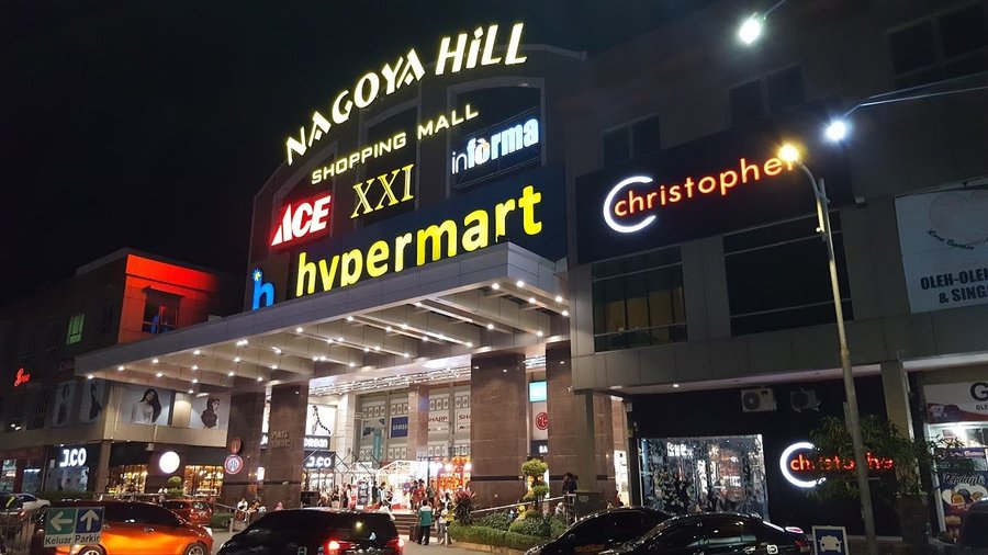 Nagoya Hill Hypermart