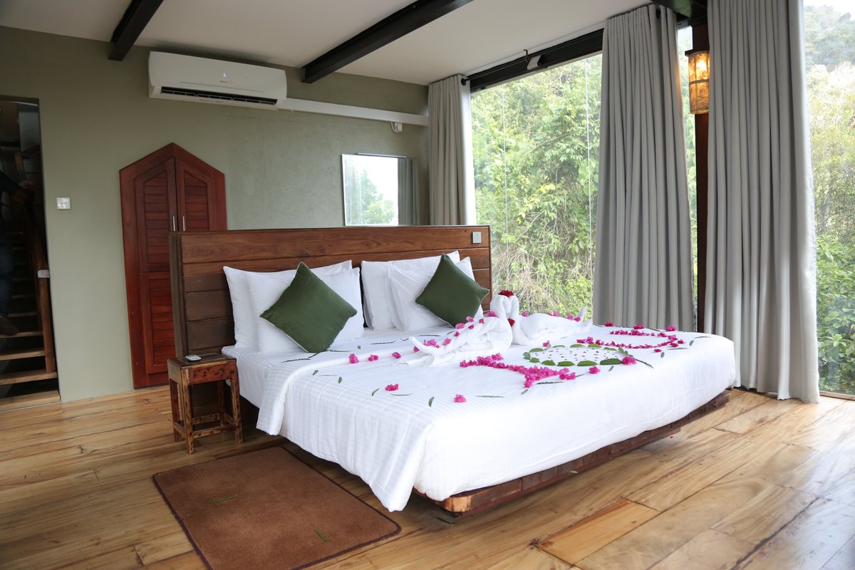 Arangala Forest Lodge Hiking: Pictures & Reviews - Tripadvisor