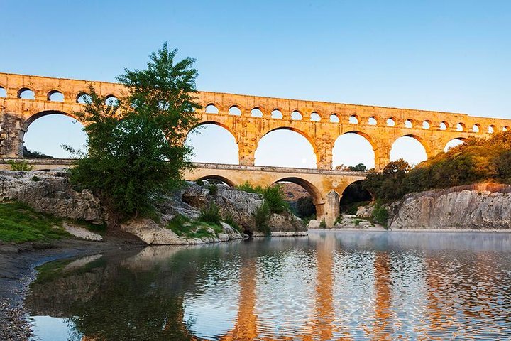 2024 Provence Highlights Full-Day Tour From Avignon