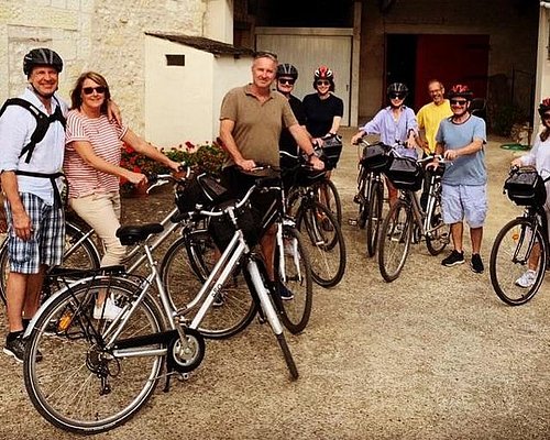 bike tours in loire
