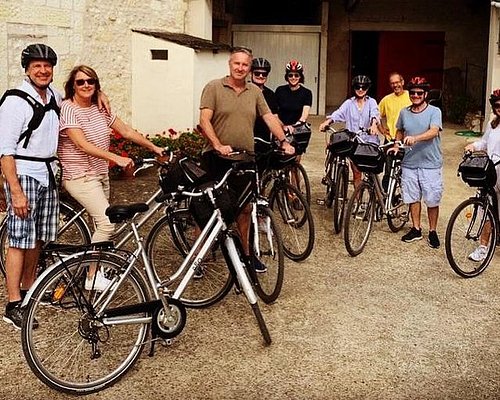 bicycle tours loire valley france