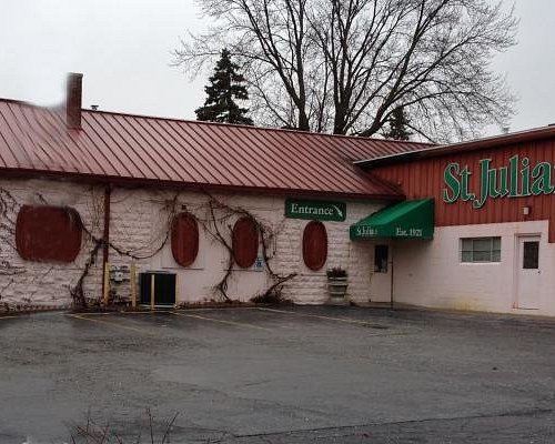 Things to Do in Frankenmuth for Couples: Romantic Getaways and Activities