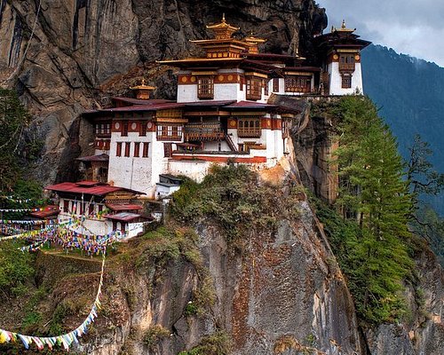 bhutan tours in march