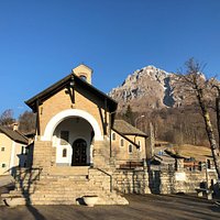 Pian dei Resinelli - the small church under the Grigna Meridionale