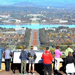 sydney to canberra day tour