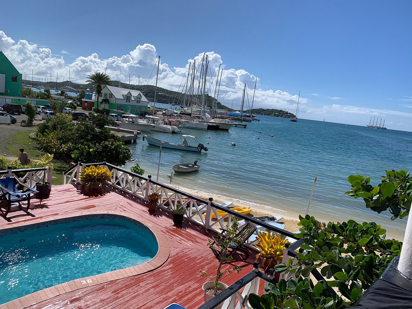 catamaran antigua hotel