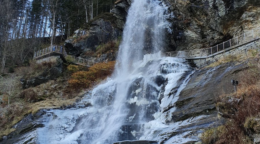 Steinsdalsfossen