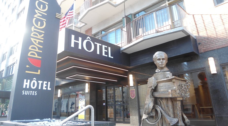 Outside the entrance of the hotel