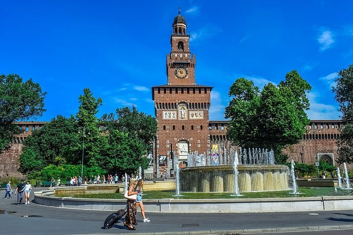 2023 Bike tour of the main historical hidden gems of Milan