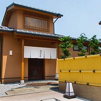 ゆったりとした店内で寛ぎのひと時を