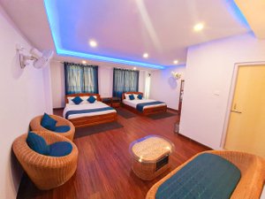 Room & Suite