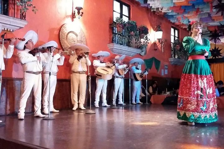 2024 Mexico City Live A Mexican Night In Plaza De Los Mariachis   Caption 