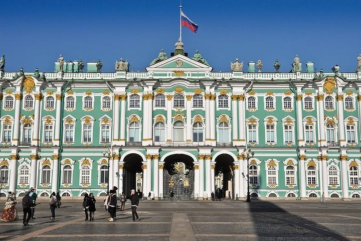 2023 Winner-award tour with visiting Hermitage Museum