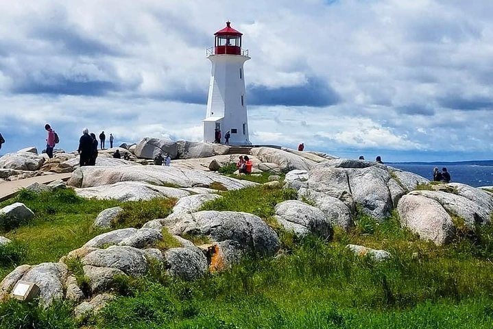 2023 Peggy’s Cove & Halifax Provided By Aberdeen Bus Tours