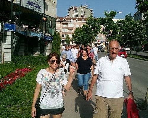 tour guide kosovo