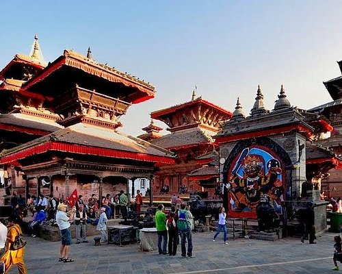 private tour guide in nepal