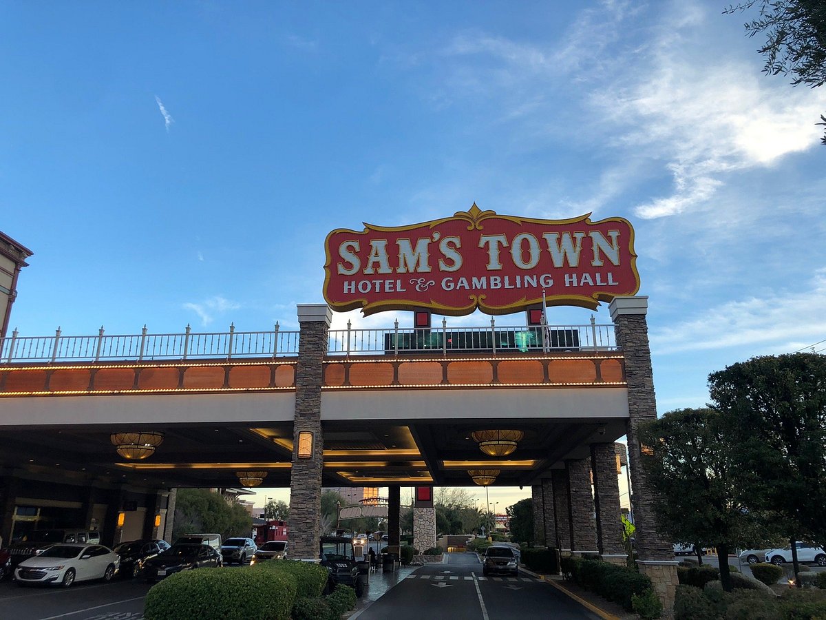 SAM'S TOWN HOTEL & GAMBLING HALL $71 ($̶8̶7̶) - Updated 2024