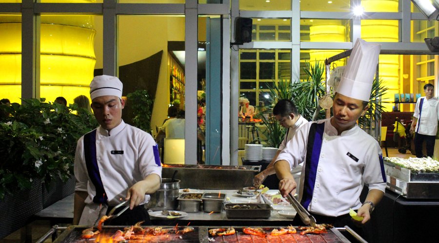 Friday BBQ Seafood Buffet