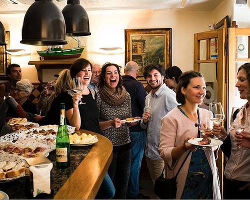 pamplona walking tour