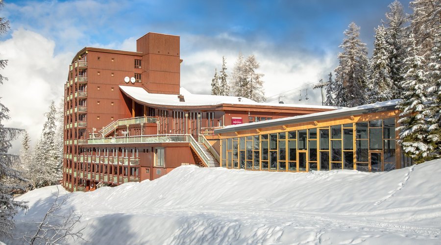 Hôtel sous la neige