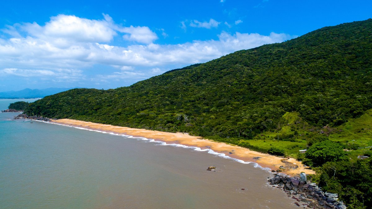 Anúncio vende areia da praia de Bombinhas