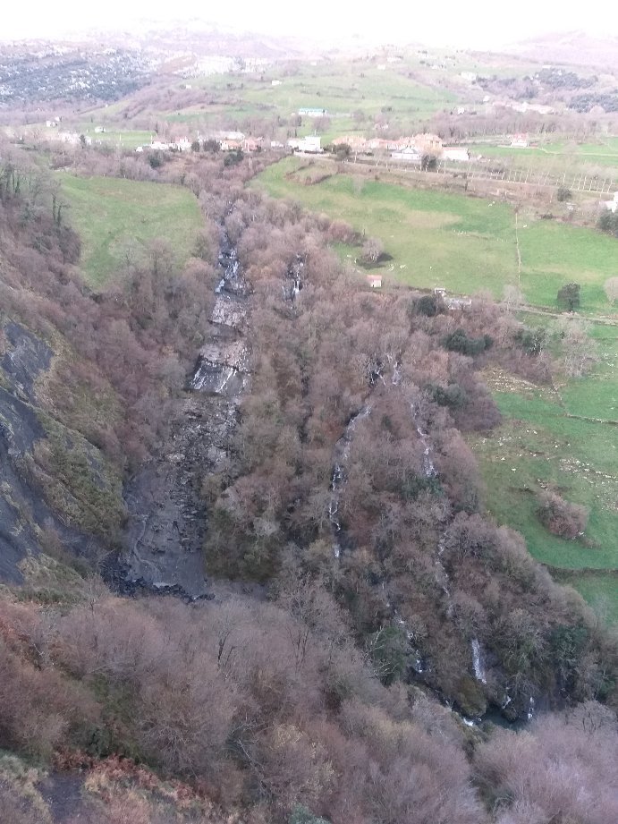 Imagen 8 de Mirador de las Cascadas del rio Gandara