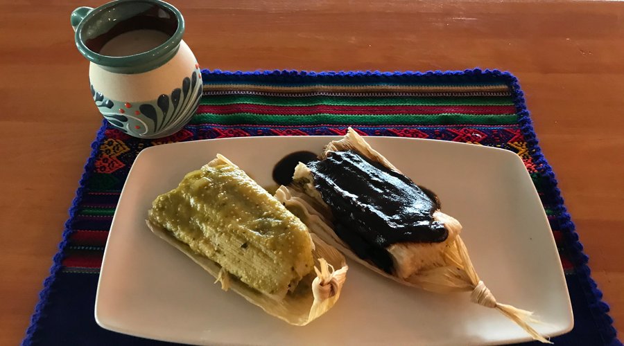 Grandma’s chicken tamales with mole and salsa verde. Accompanied with a delicious got chocolate. Perfect for a cold desert night 😋 