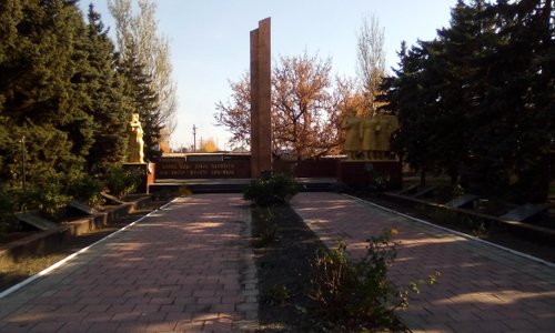 the war memorial next to the bus station