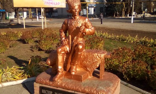 Statue in the main square of Nestor Makhno