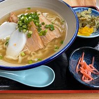 名護から本部にぬける途中の伊豆味にあります。