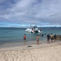 catamaran a caja de muerto