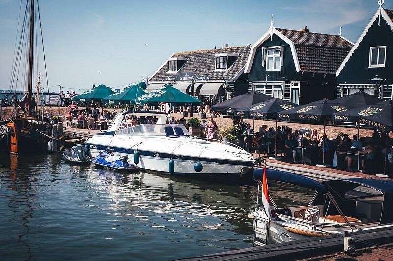 Boattrip.amsterdam image