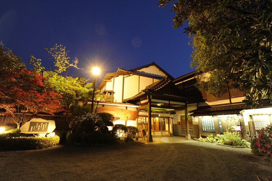 人吉旅馆 人吉市 Hitoyoshi Ryokan 8条旅客点评与比价