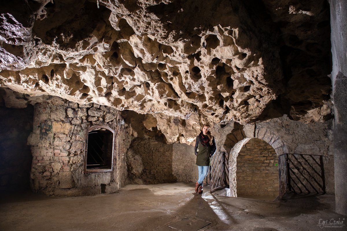 Labyrinth under the Buda Castle Hill - Budapest Cave Tour - Buda Castle