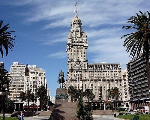best guided tours to uruguay