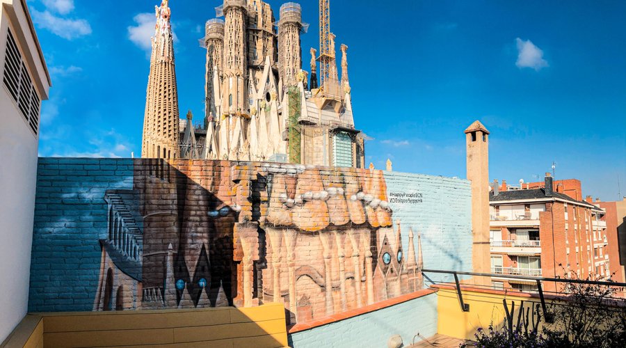 HAPPY PEOPLE SAGRADA FAMILIA GAUDI - Prices & Lodging Reviews (Barcelona, Catalonia) HAPPY PEOPLE SAGRADA FAMILIA GAUDI - Prices... 