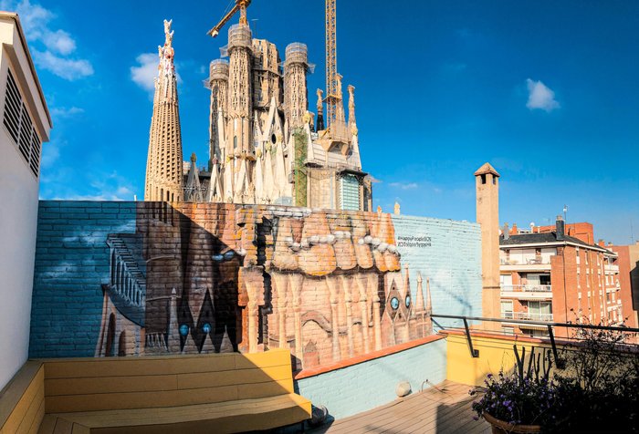 Imagen 8 de Happy People Sagrada Familia Gaudí