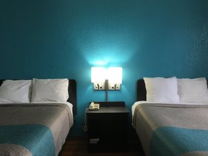 Room & Suite
